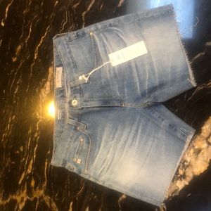 AG Becke short